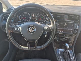 Volkswagen Golf CUP 1.6 81kW