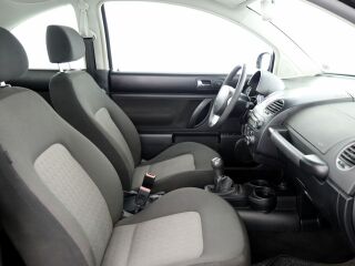 Volkswagen New Beetle Comfortline Facelift 1.6 75kW