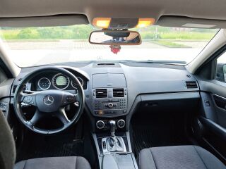 Mercedes-Benz C 220 2.1 125kW