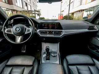 BMW 330 xDrive M-Sportpakett 3.0 195kW