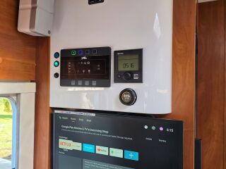 Laika Kosmo 909 Emblema 103kW