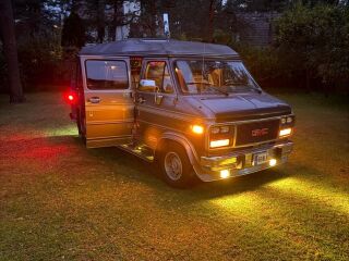 GMC Vandura 5.7 V8 147кВ
