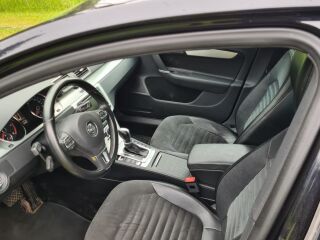 Volkswagen Passat Variant R-Line DSG 2.0 TDI 136кВ