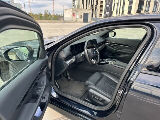 BMW 520 M-Sport Pro IconicGlow +Pano 2.0 140kW