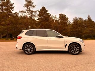 BMW X5 M Pakett 3.0 210kW