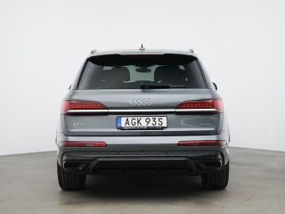 Audi Q7 S-Line 3.0 210кВ