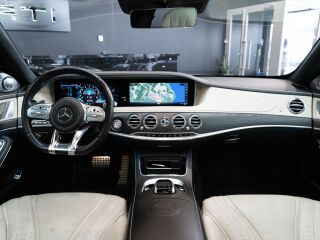 Mercedes-Benz S 63 AMG 4Matic+ LWB 4.0 V8 Bi-turbo 450kW