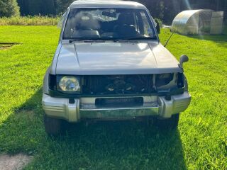 Mitsubishi Pajero 2.5 73kW