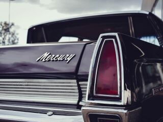 Mercury Park Lane 4-Door Sedan 6.4 V8 300hp