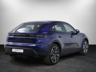 Porsche Macan 4 300кВ
