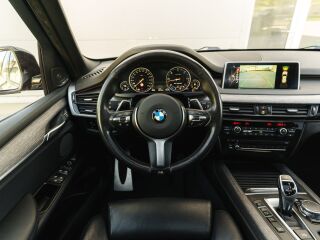 BMW X5 M-Sportpakett Xdrive 3.0 230кВ