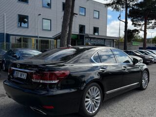 Lexus LS 460 4.6 268kW