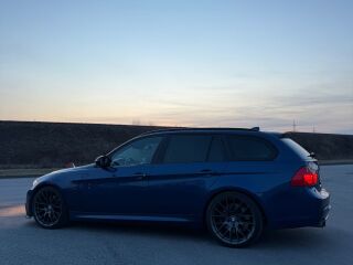 BMW 325 3.0 150kW