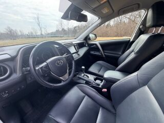 Toyota RAV4 Premium 2.0 112kW