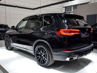 BMW X5 xDrive30d M-Pakett 3.0 210kW