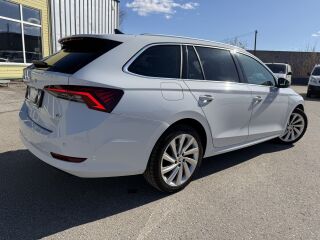 Skoda Octavia COMBI PLUS 1.4 R4 PLUG-IN HYBRID 55 + 110kW