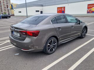 Toyota Avensis 1.8 108кВ