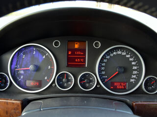 Volkswagen Touareg 4x4 2.5 128kW