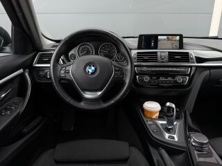 BMW 330 Facelift iPerformance 2.0 135kW