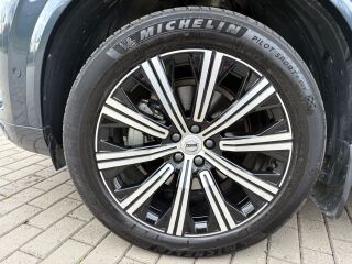 Volvo XC90 B5 AWD Plus Bright 7k 2.0 184kW