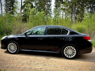Subaru Legacy 2.5 123kW
