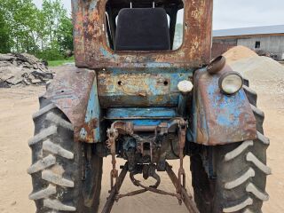 TRAKTOR T-40AM