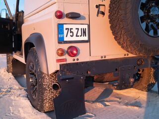 Land Rover Defender 2.4 90kW