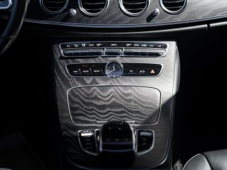 Mercedes-Benz E 400 AMG LINE 2.9 250kW