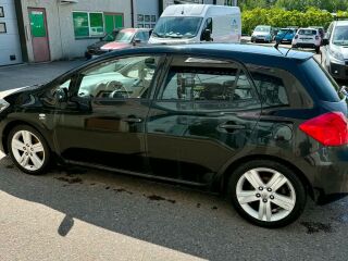 Toyota Auris 2.2 130kW