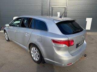 Toyota Avensis Linea Sol Style 2.0 112kW