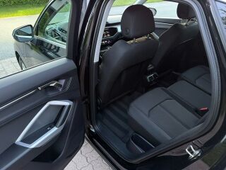 Audi Q3 45 Sportback e-tron Model 2023 1.4 110kW