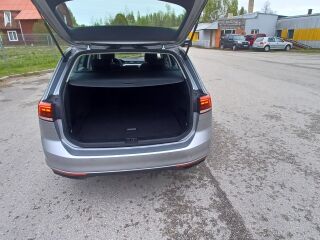 Volkswagen Passat VARIANT FACELIFT 2.0 R4 110kW