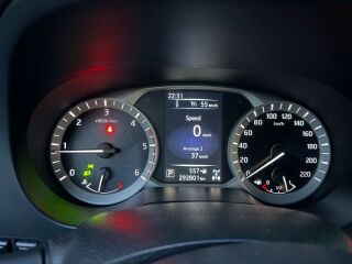 Nissan NP300 2.3 140kW