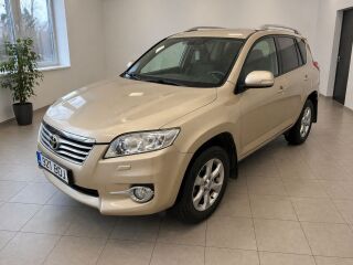 Toyota RAV4 2.0 116kW