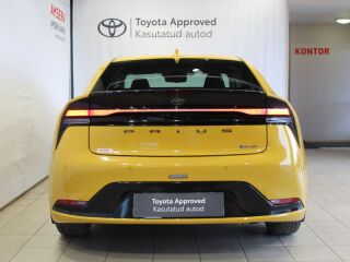 Toyota Prius Plug-in Hybrid Luxury 2.0 111кВ
