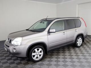 Nissan X-Trail Comfort ATM 2.0 104kW