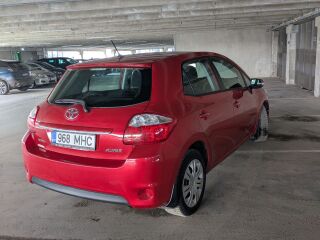 Toyota Auris 1.3 73kW