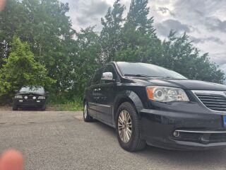 Lancia Voyager 2.8 131kW