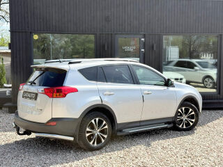 Toyota RAV4 2.2 110kW