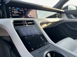 Porsche Taycan 4 Cross Turismo FL 320kW