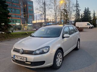 Volkswagen Golf 1.6 77kW