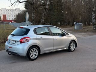 Peugeot 208 1.2 60kW