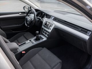 Volkswagen Passat B8 1.8 R4 TSI 132kW
