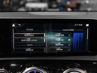 Mercedes-Benz CLA 180 AMG Line 1.4 100kW