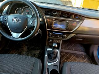 Toyota Auris 1.6 97kW