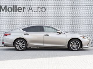 Lexus IS 300h 2.5 131kW