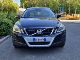 Volvo XC60 Summum AWD MY2012 2.4 D5 158kW