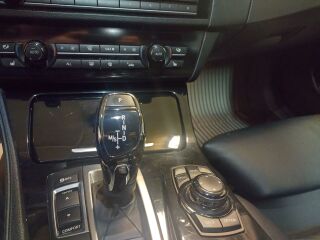 BMW 530 530XD Individual 3.0 190kW