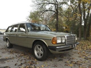 Mercedes-Benz 230 2.3 R4 100kW