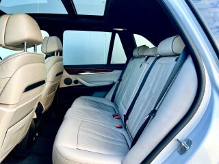BMW X5 xDrive 40d Individual M-Pakett 3.0 R6 230kW